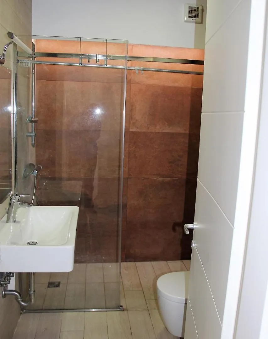 Tea Apartment At Long Hill Residence, Albania Tiran 0*,  Arnavutluk