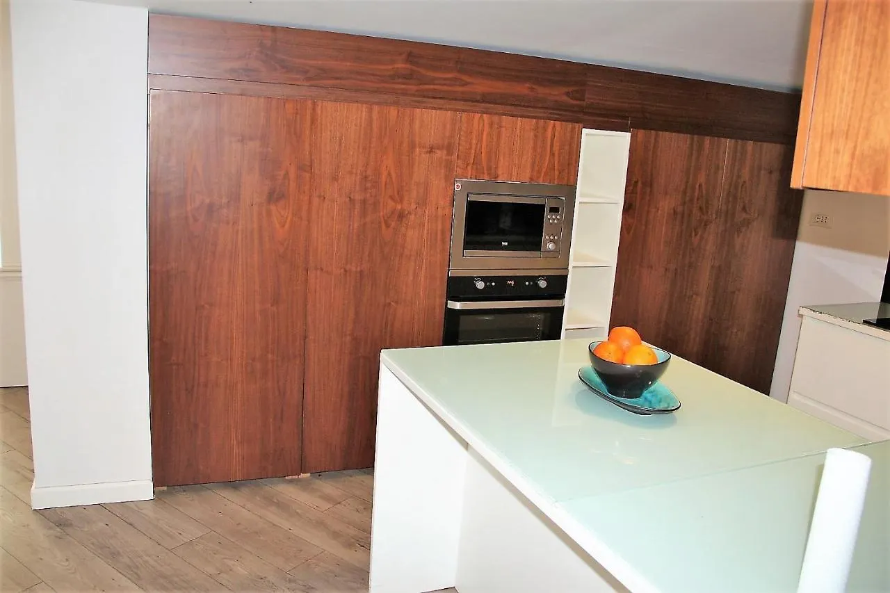 Tea Apartment At Long Hill Residence, Albania Tiran Arnavutluk