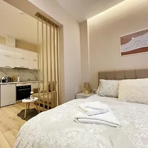 Aj Apartments, Hidden Gem In The Heart Of Appartement