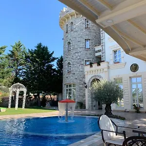 4* Hotel Castle Konti